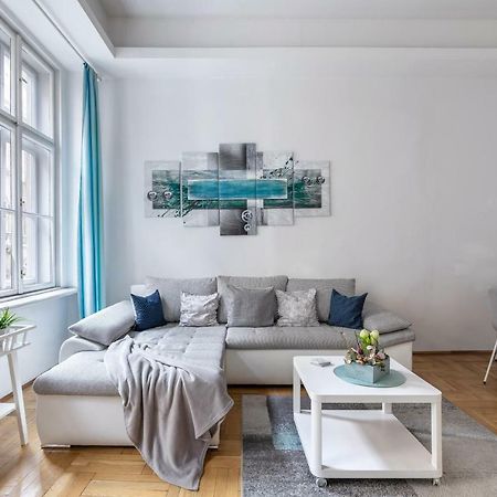 Prime Home Midtown Boedapest Buitenkant foto