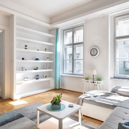 Prime Home Midtown Boedapest Buitenkant foto