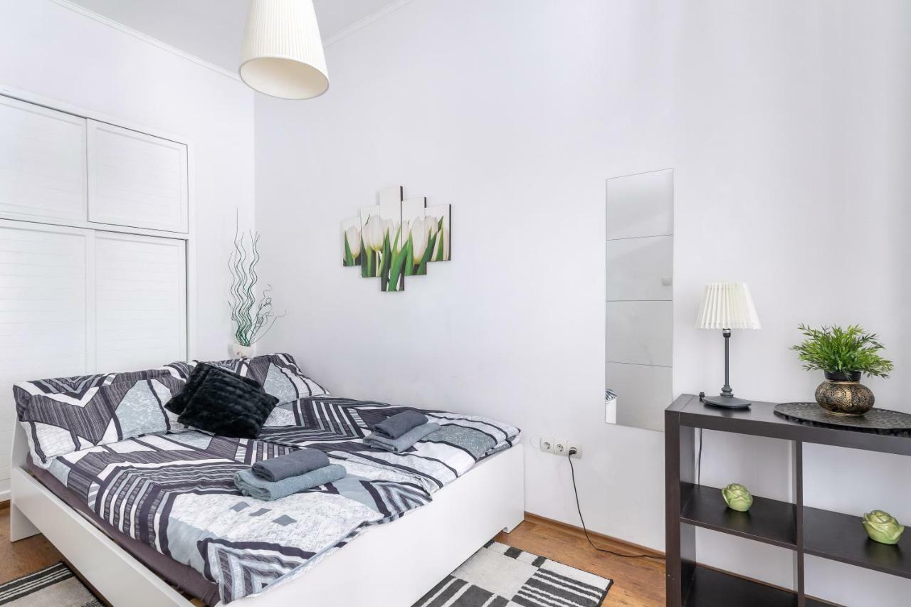 Prime Home Midtown Boedapest Buitenkant foto